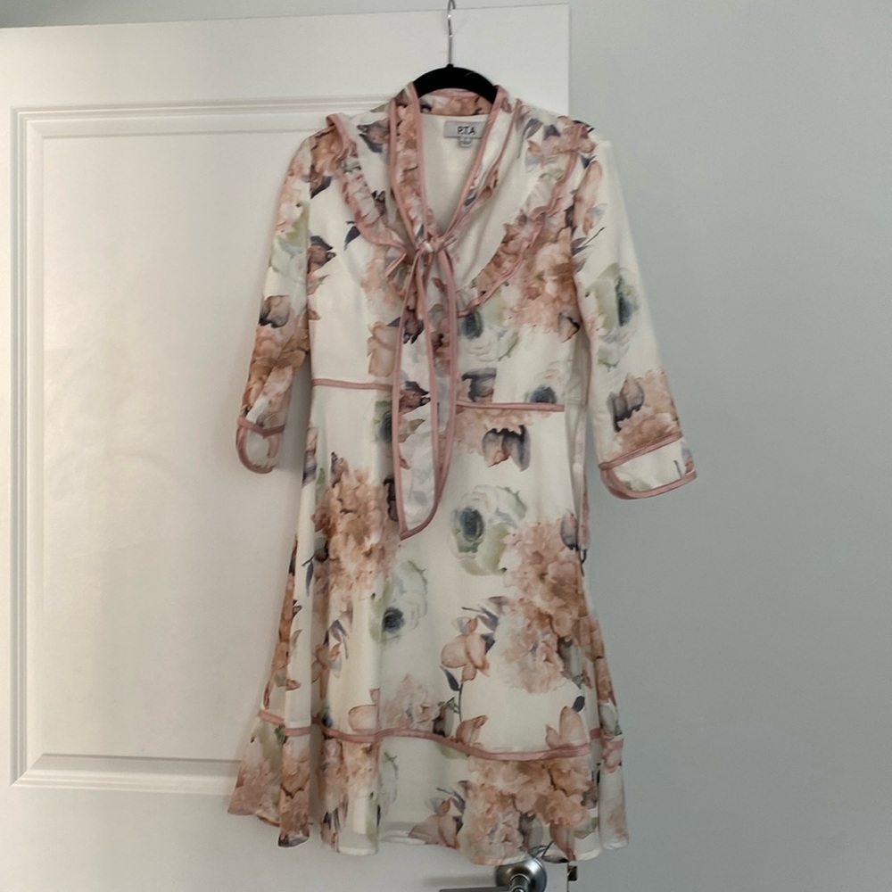 Beautiful knee length cocktail dress